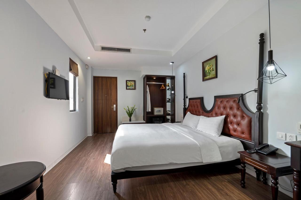 22Land Residence Hotel 71 Hang Bong Premium Hanoi Exteriör bild