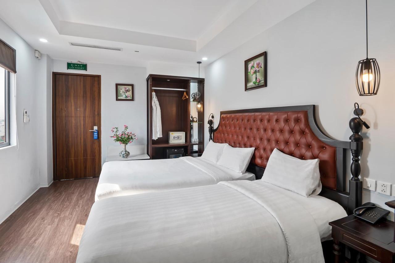 22Land Residence Hotel 71 Hang Bong Premium Hanoi Exteriör bild